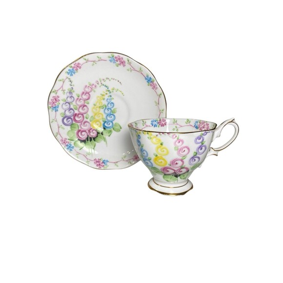 Vtg Royal Albert HOLLYHOCKS #2475 Teacup Saucer Countess Gold Rim - Picture 2 of 15